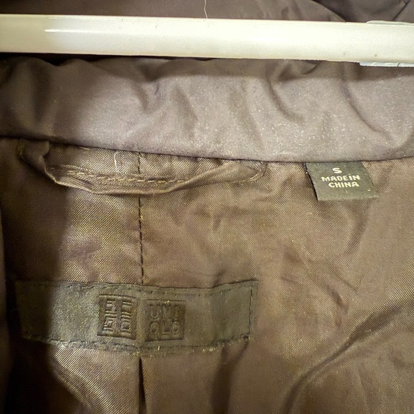 Uniqlo Women's Dark Brown Hooded Puffer Coat - Picture 3 of 3